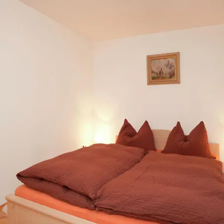 Spacious Flat With Balcony In Apartment *